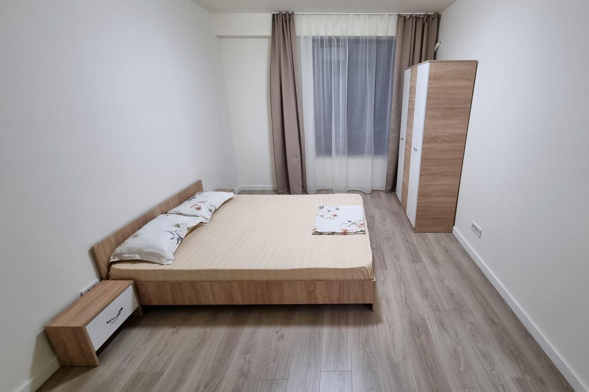 Apartament Cwa 1 Aeroport โอโตเปนี ภายนอก รูปภาพ